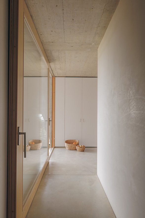 Tim Clark_Silent Living_Casa na Terra_4923